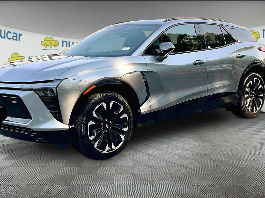Used 2024 Chevrolet Blazer EV RS AWD/4WD image 3