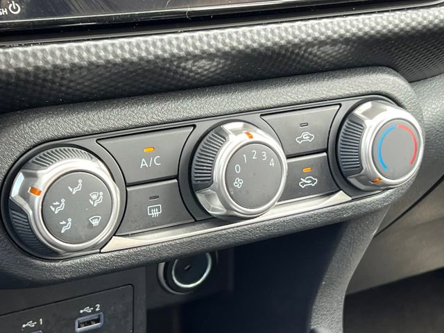 Used 2024 Nissan Kicks SV FWD image 22