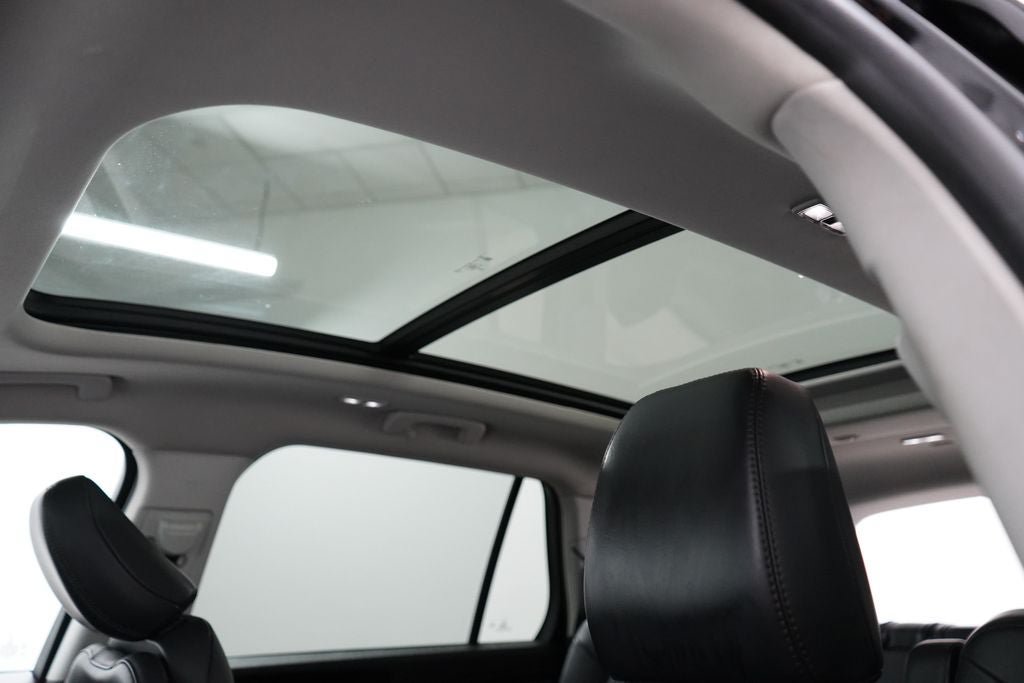 Used 2025 Lincoln Aviator AWD image 14