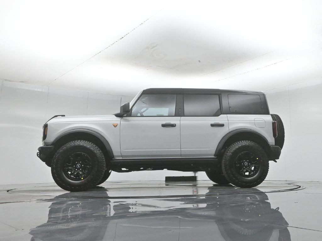 New 2026 Ford Bronco Badlands w/ Wildtrak Package AWD/4WD image 7