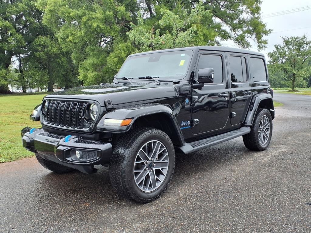Used 2024 Jeep Wrangler High Altitude image 1