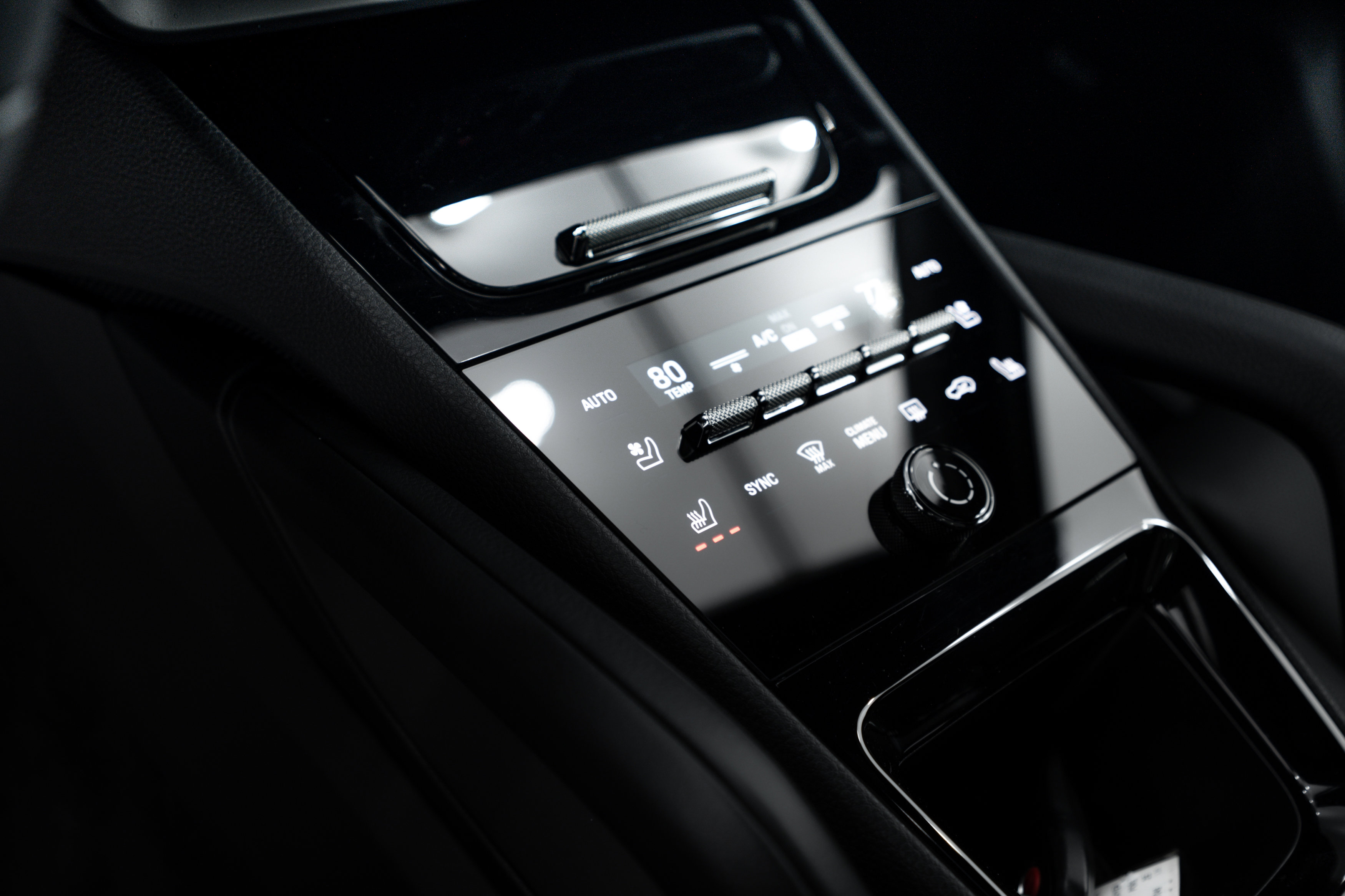 Certified 2025 Porsche Cayenne image 16