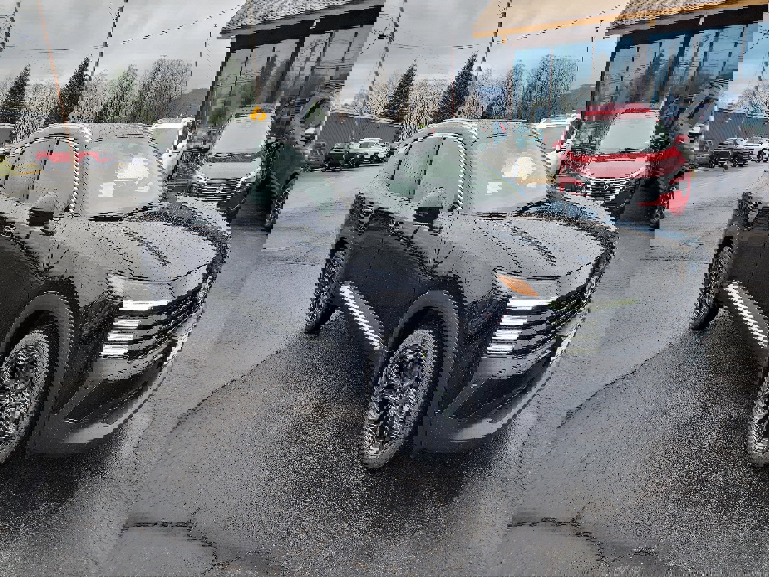 New 2026 Nissan Kicks SR image 1