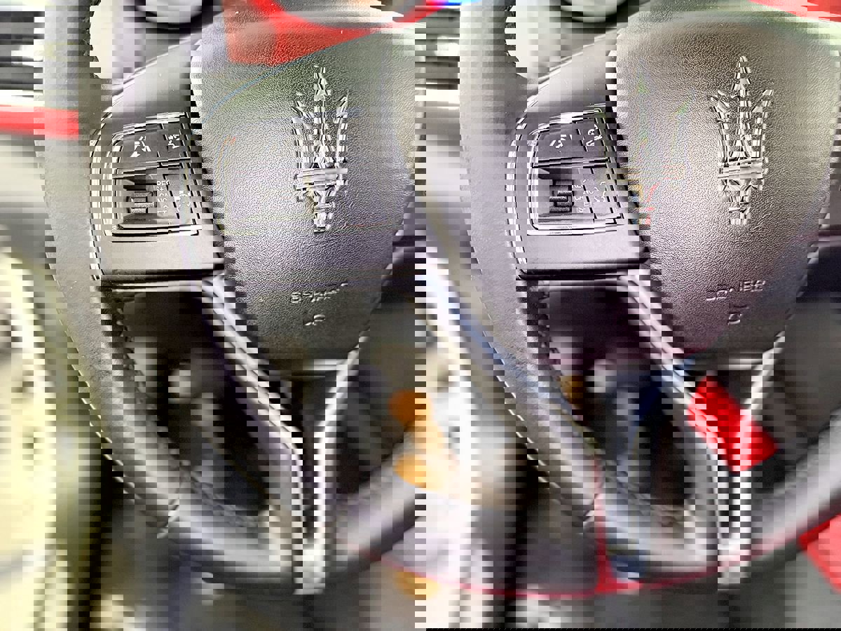 Used 2017 Maserati Levante S image 26