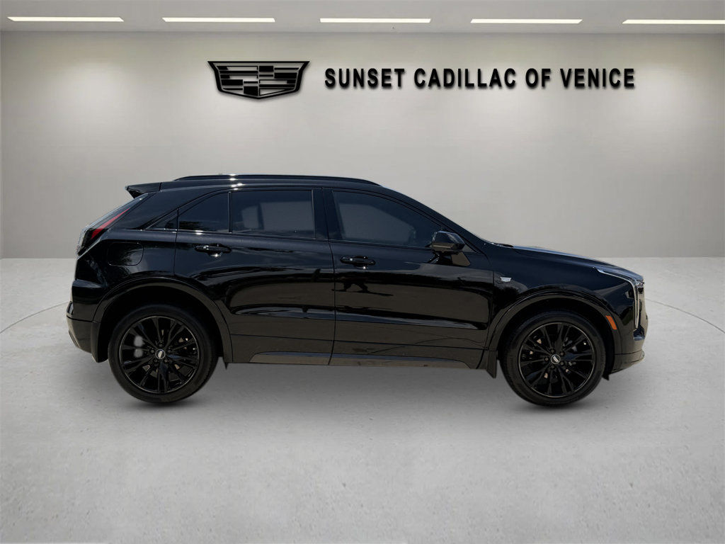 Used 2025 Cadillac XT4 Sport w/ LPO, Onyx Lite Package AWD/4WD image 2