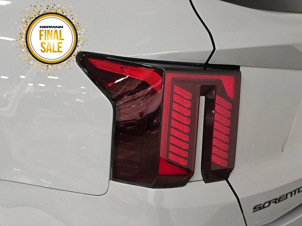 Certified 2025 Kia Sorento SX image 13