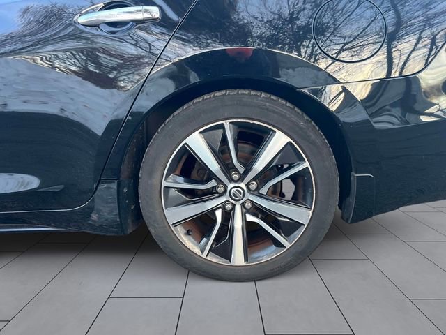 Used 2019 Nissan Maxima 3.5 S w/ Floor Mat Group FWD image 11