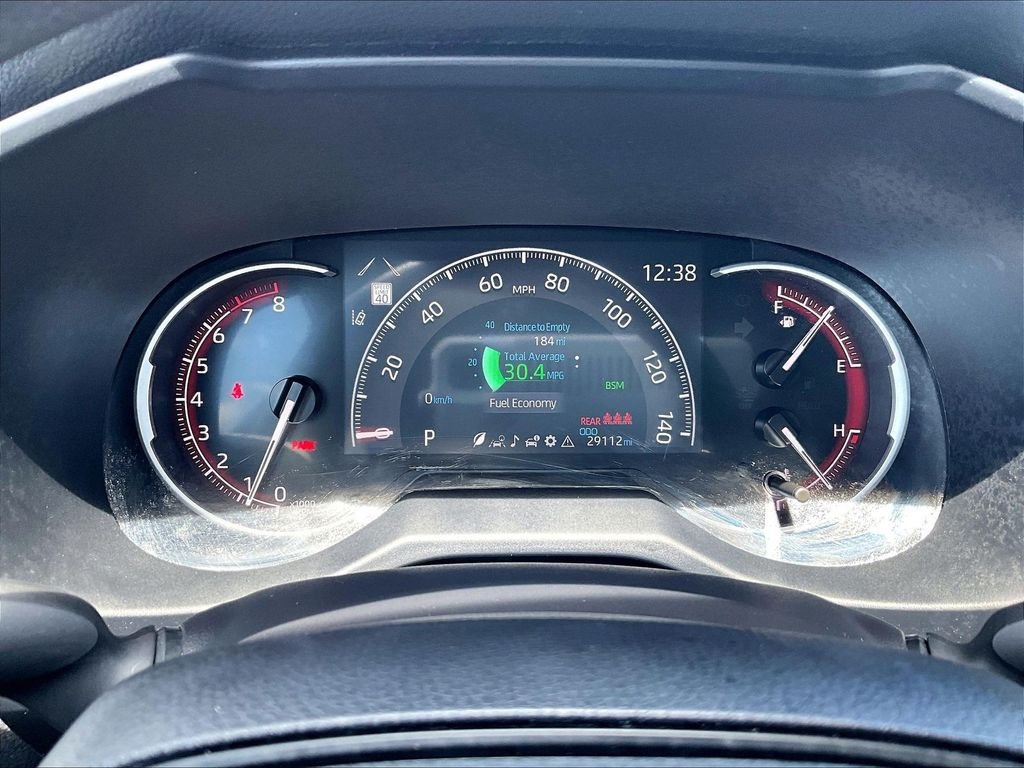 Used 2025 Toyota RAV4 XLE AWD/4WD image 25
