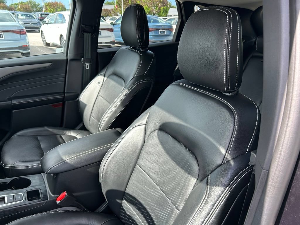New 2023 Ford Escape SE FWD image 20