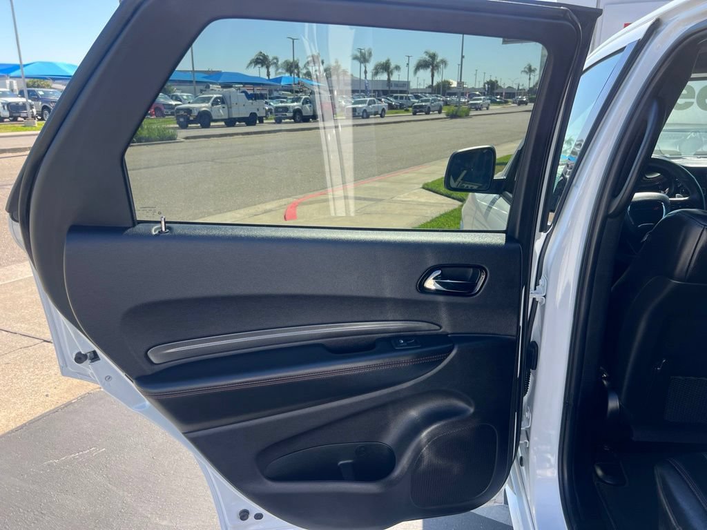 Used 2025 Dodge Durango GT AWD/4WD image 31