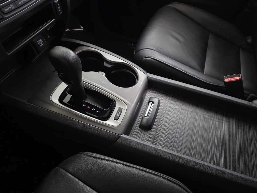 Used 2016 Honda Pilot EX-L image 27