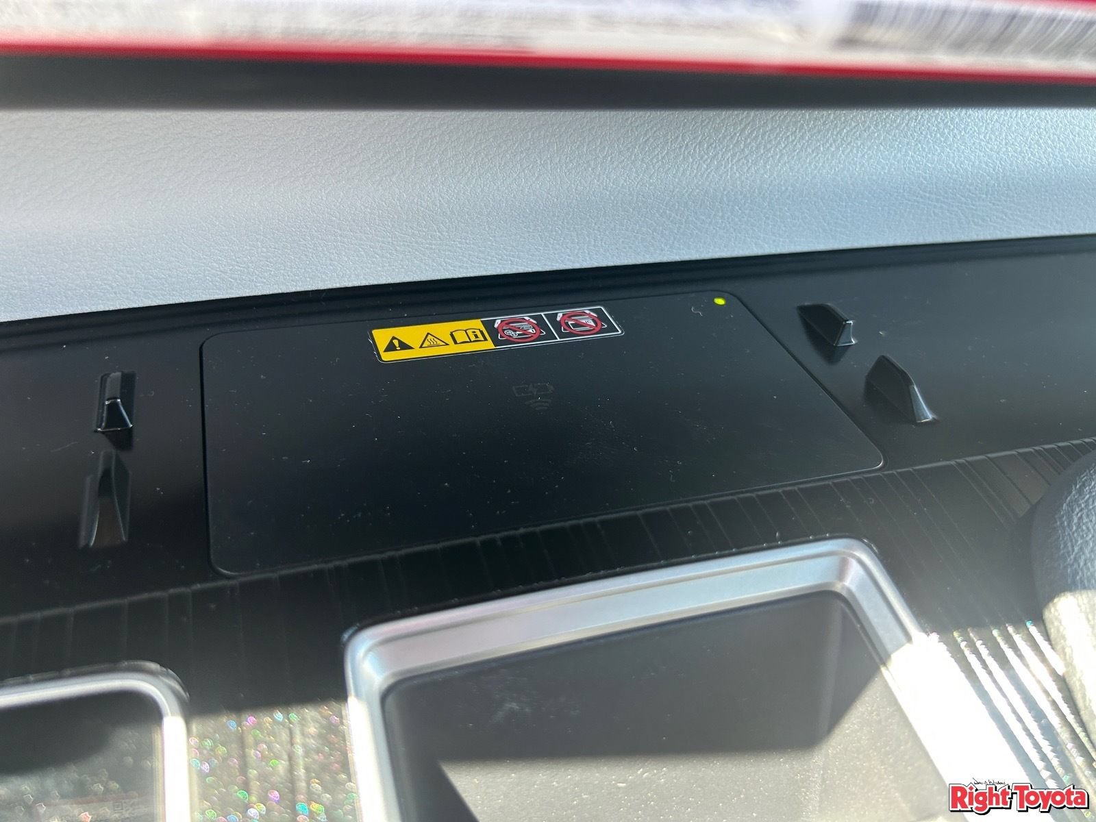 New 2026 Toyota Sienna XSE AWD/4WD image 23