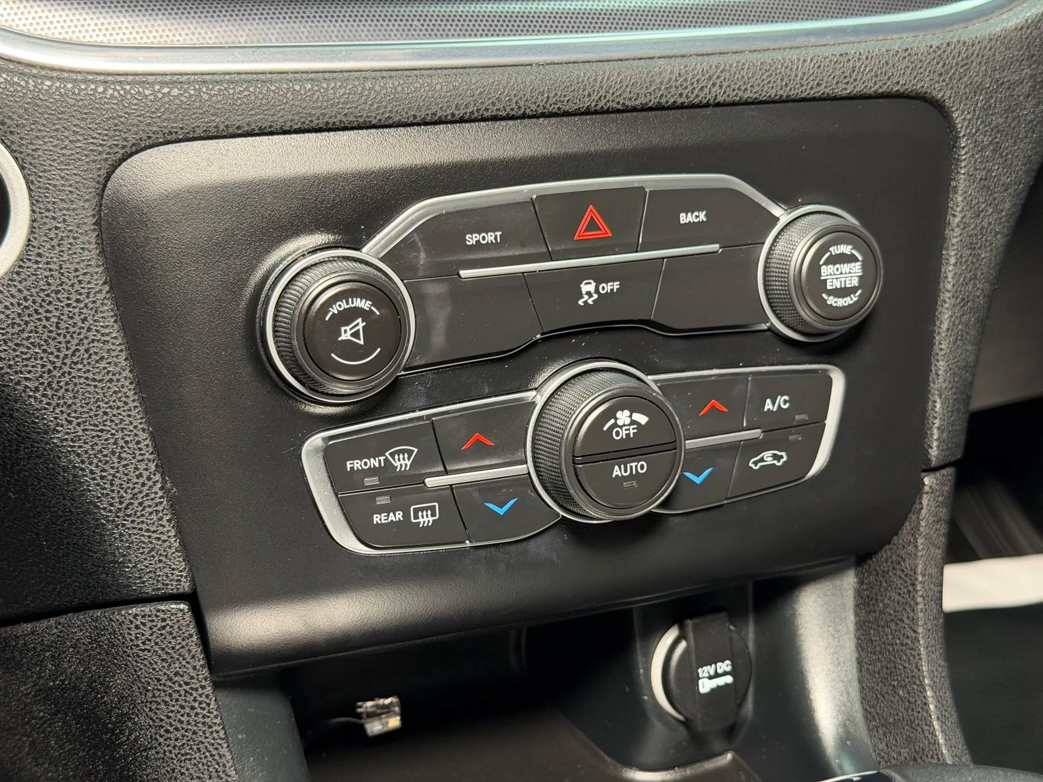 Used 2016 Dodge Charger R/T w/ Navigation & Travel Group image 48