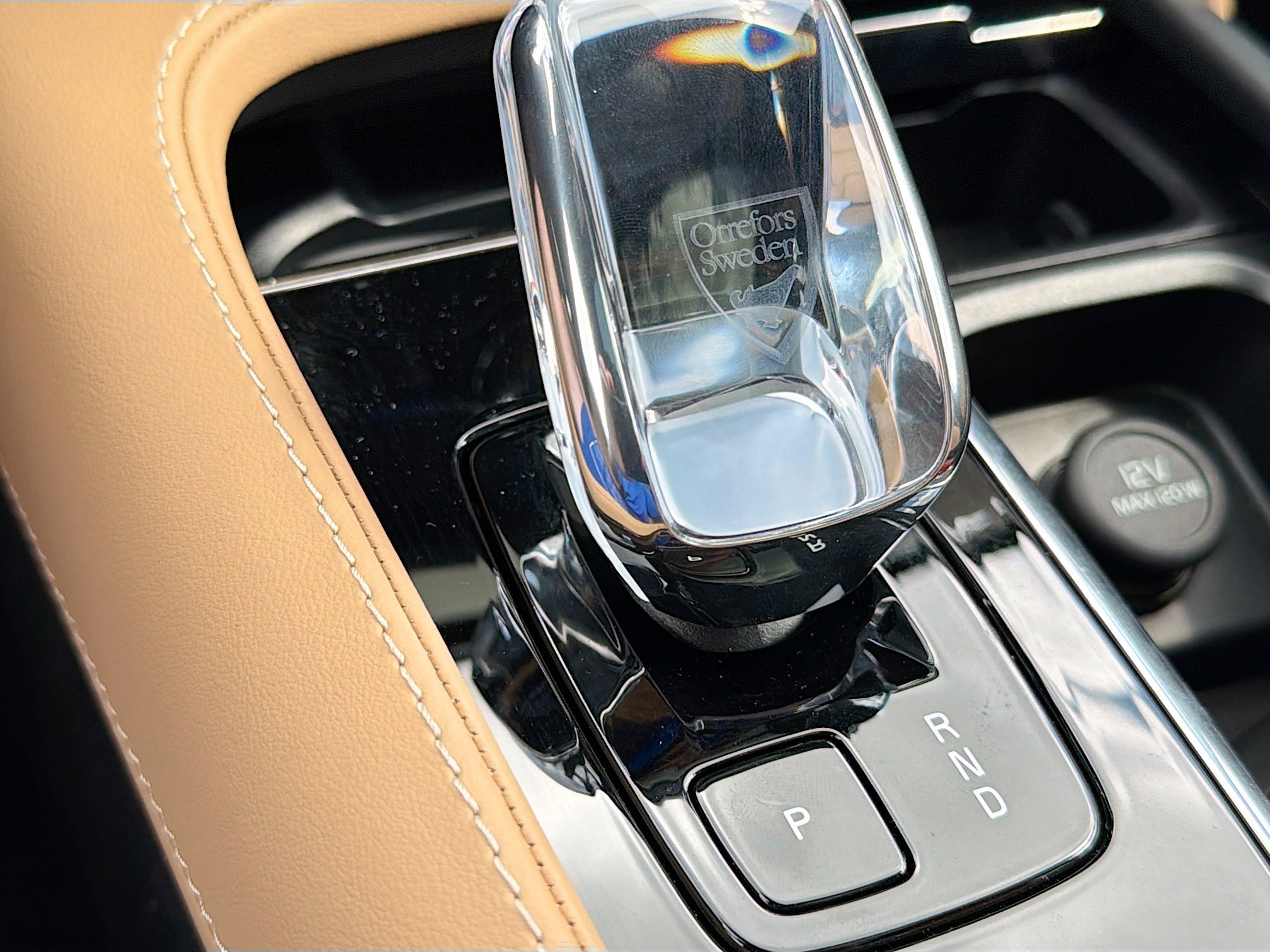 Used 2025 Volvo XC90 B6 Ultra w/ Protection Package Premier image 30