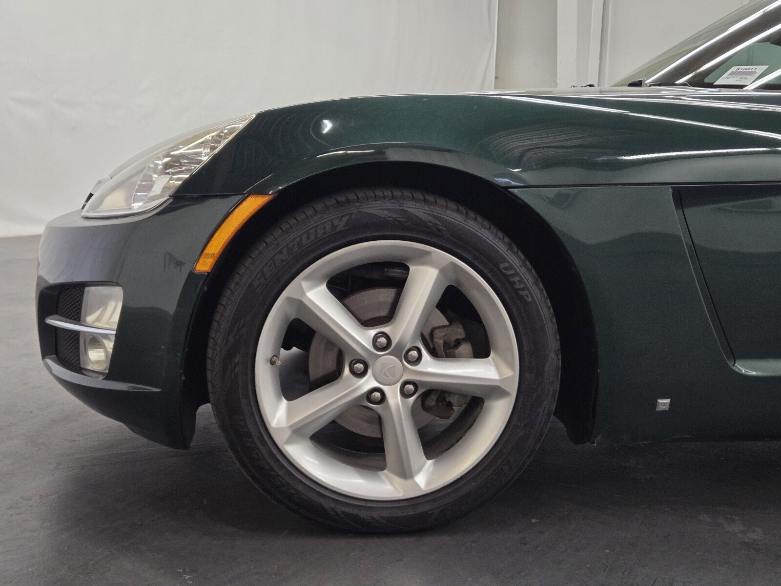 Used 2009 Saturn Sky w/ Premium Trim Package RWD image 5