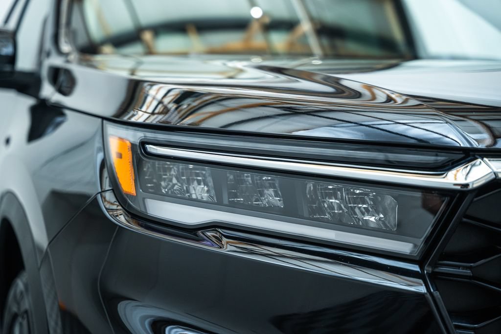 Used 2025 Honda Pilot Elite image 15
