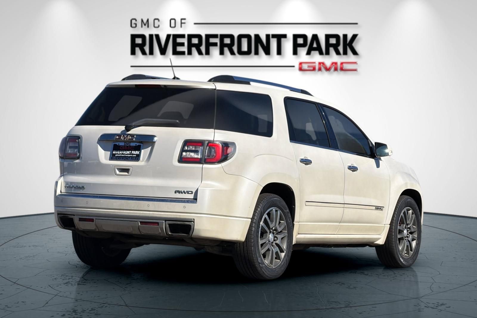 Used 2015 GMC Acadia Denali AWD/4WD image 3