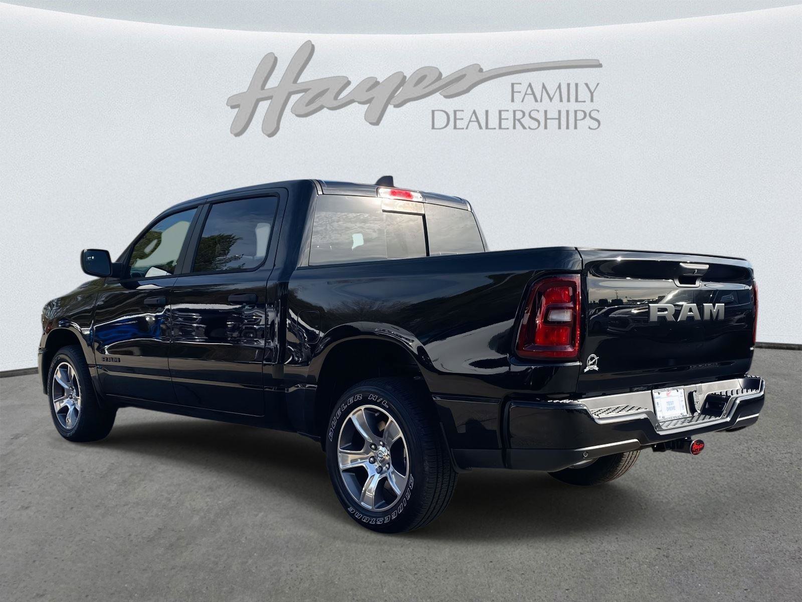 New 2026 RAM 1500 Express image 26