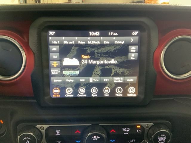 Used 2022 Jeep Gladiator Rubicon w/ LED Lighting Group image 22