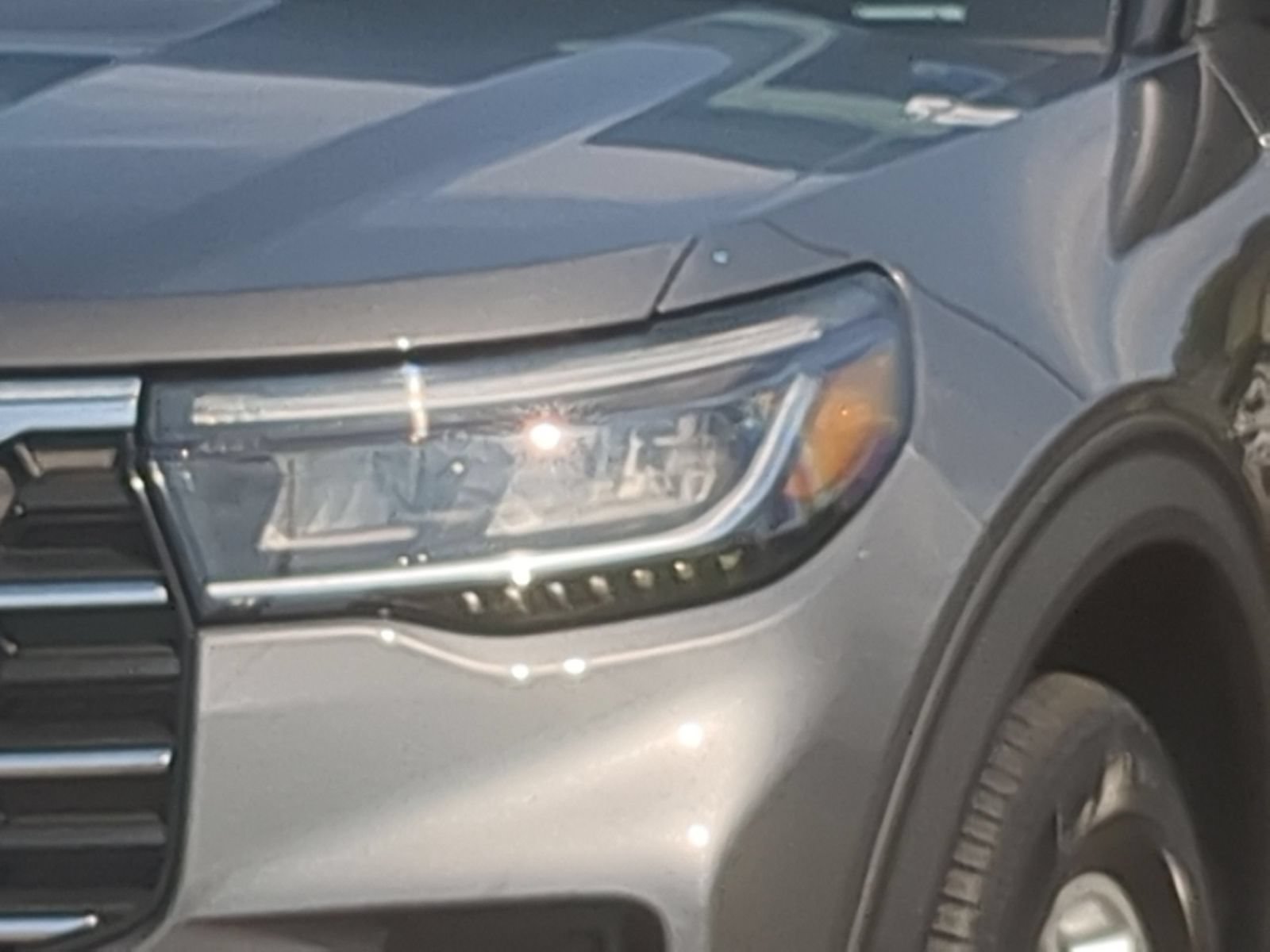 New 2026 Ford Explorer Active AWD/4WD image 9