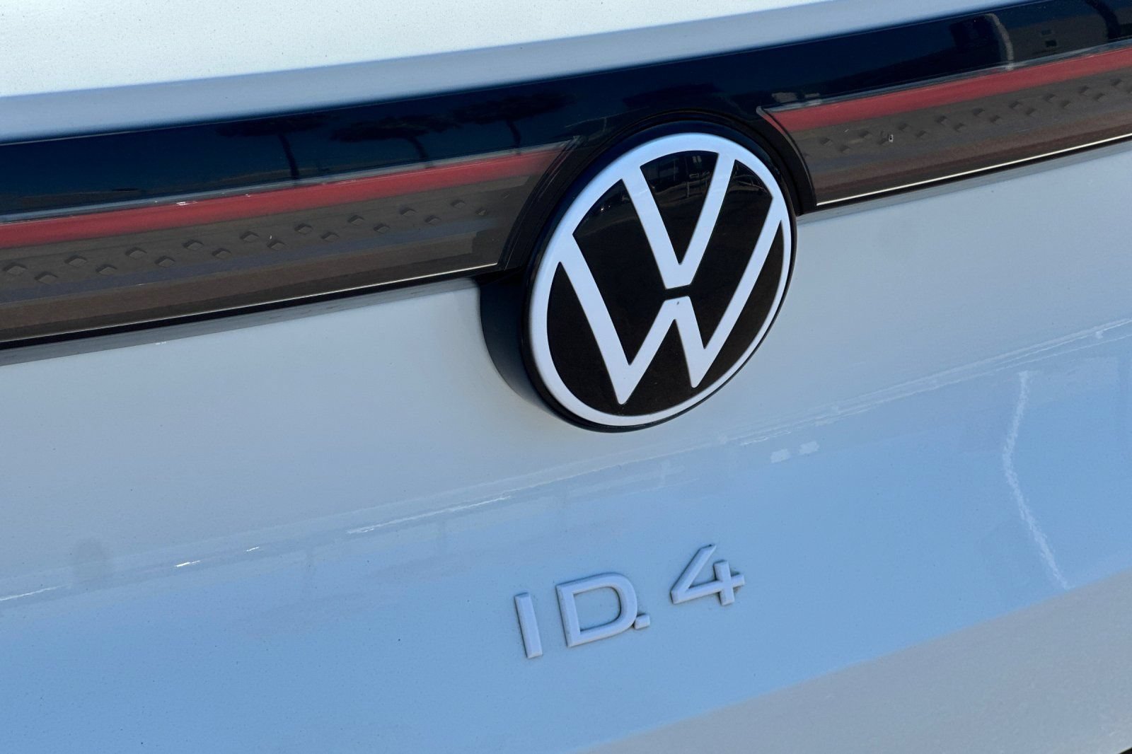 Used 2023 Volkswagen ID.4 Pro RWD image 27