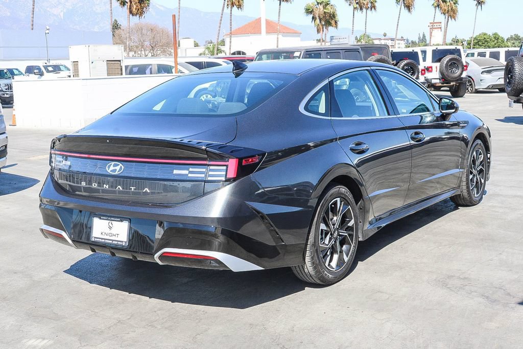 Used 2024 Hyundai Sonata SEL FWD image 9
