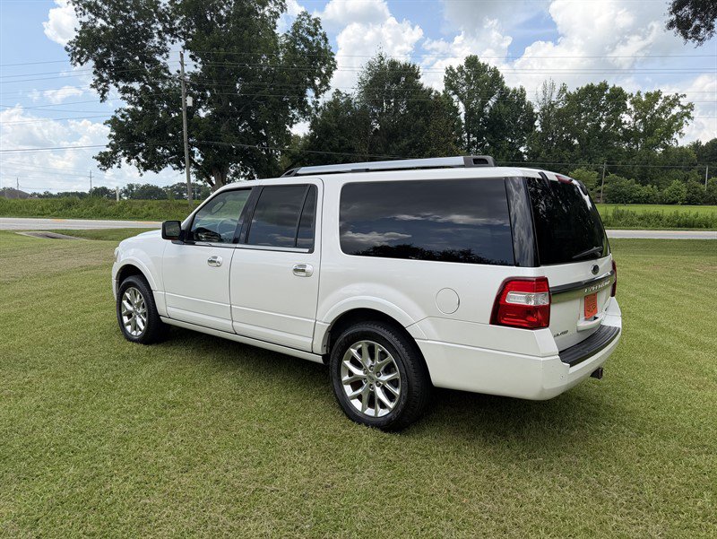 Used 2015 Ford Expedition EL Limited w/ Equipment Group 301A RWD image 3