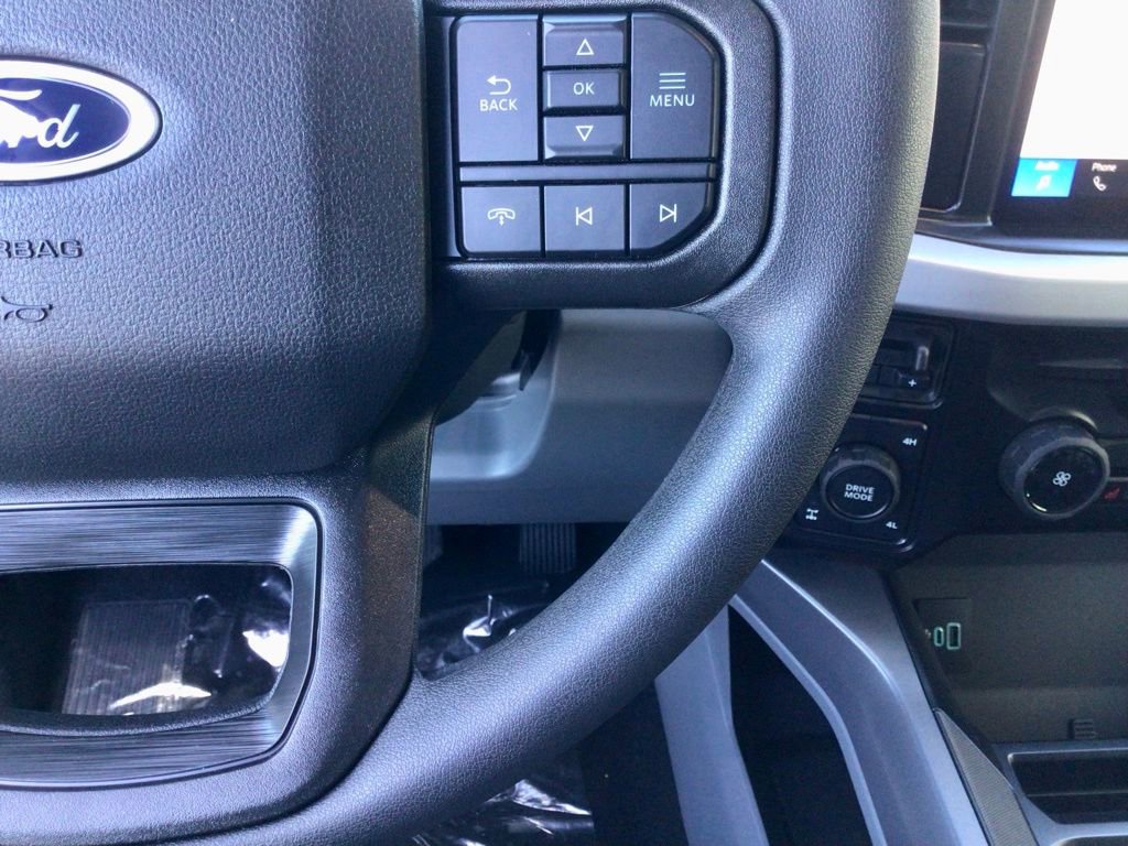 New 2026 Ford F250 XLT w/ XLT Premium Package image 21
