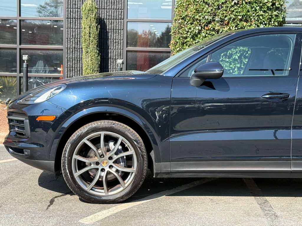 Used 2020 Porsche Cayenne image 8
