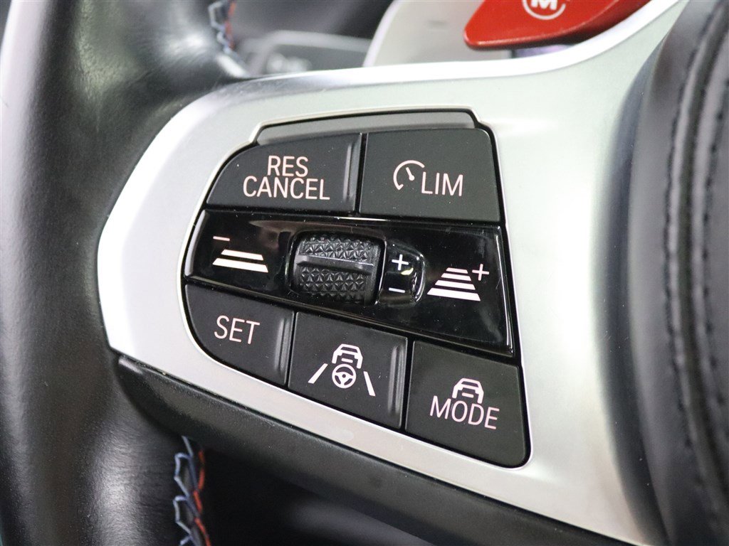 Used 2022 BMW X6 M w/ Executive Package AWD/4WD image 37