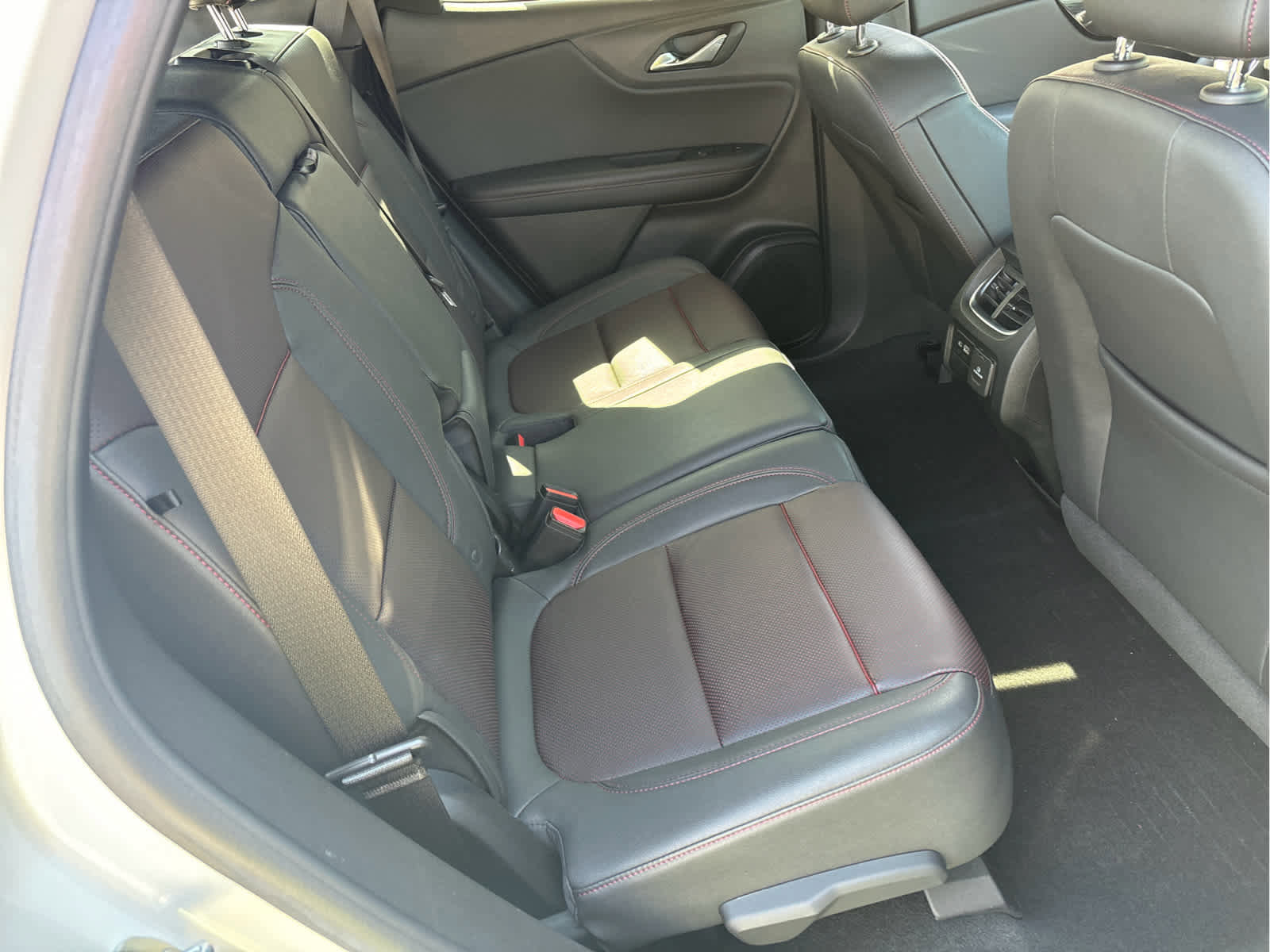 Used 2023 Chevrolet Blazer RS w/ Driver Confidence II Package image 24