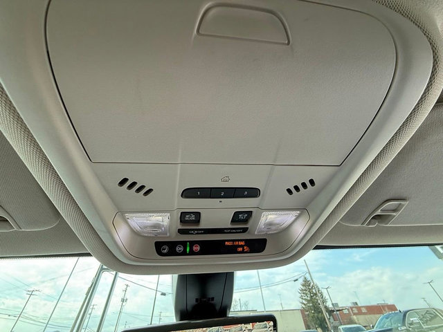 Used 2020 GMC Acadia Denali w/ Technology Package image 33