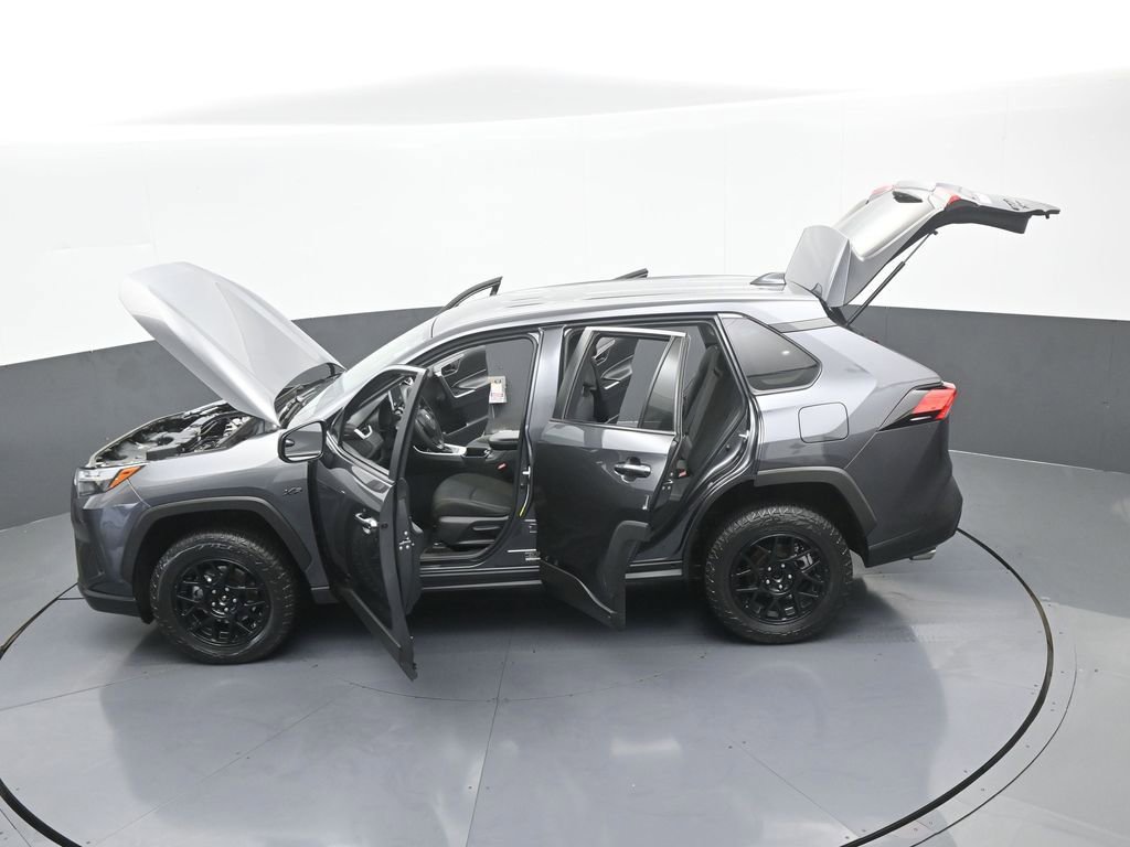 Used 2023 Toyota RAV4 LE image 61