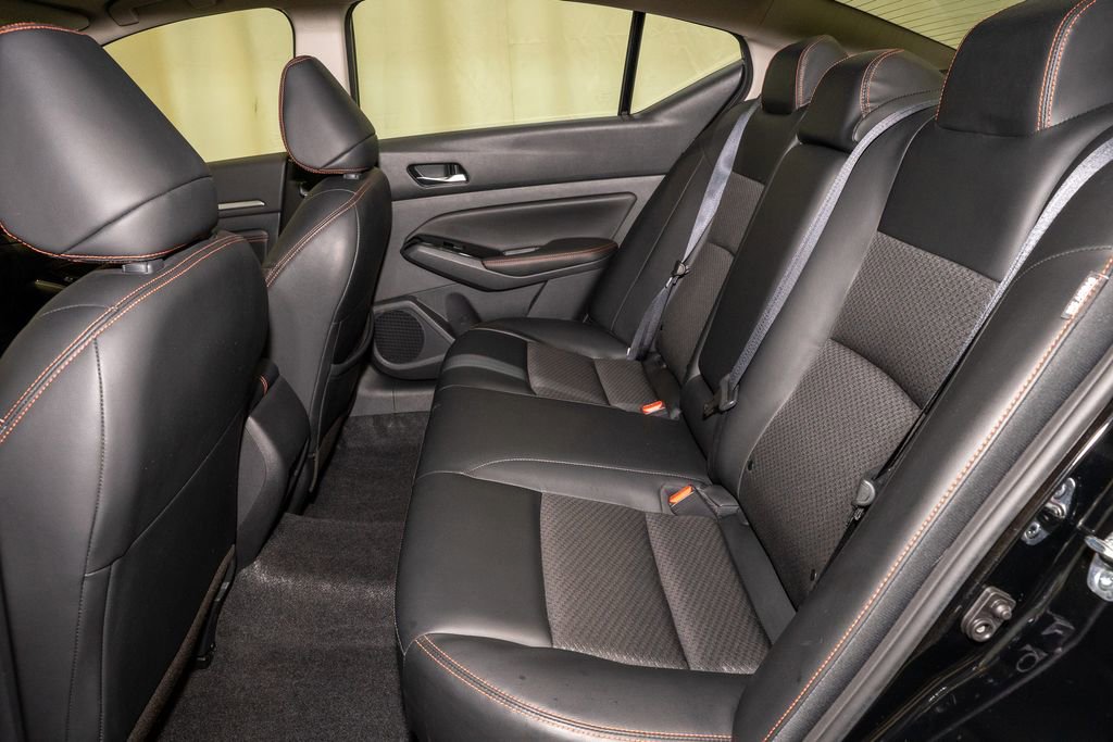 Used 2023 Nissan Altima 2.5 SR image 8