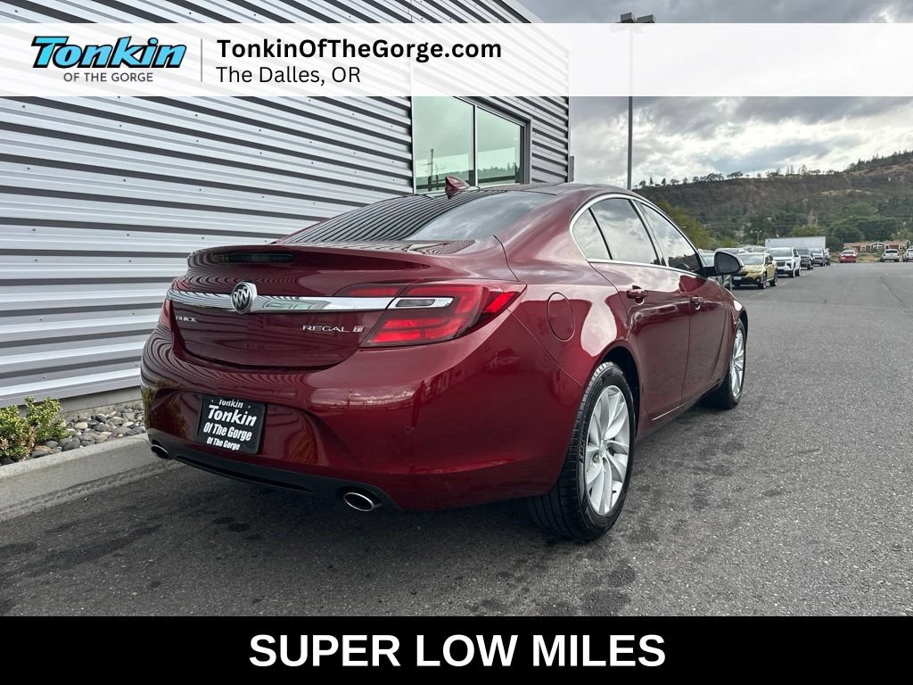 Used 2017 Buick Regal Premium FWD image 3