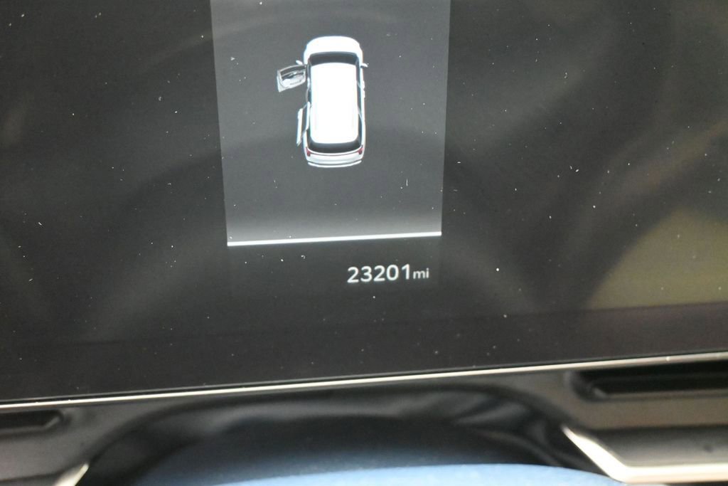 Used 2025 Kia Carnival EX FWD image 15
