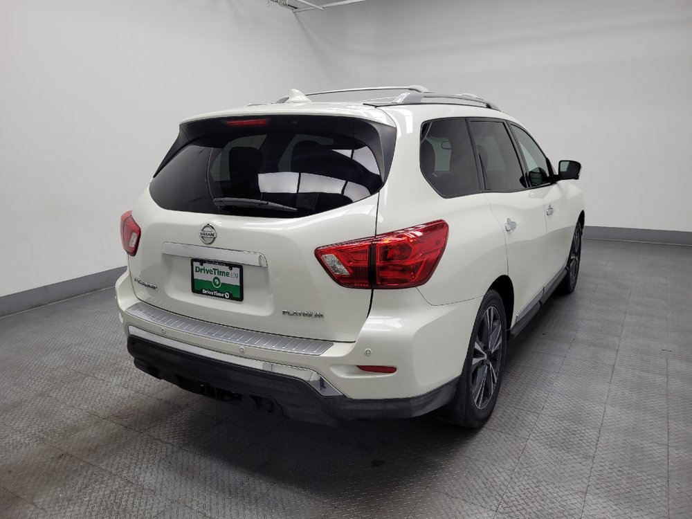 Used 2019 Nissan Pathfinder Platinum FWD image 9