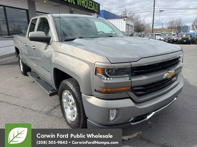 Used 2017 Chevrolet Silverado 1500 LT w/ LT Plus Package image 3