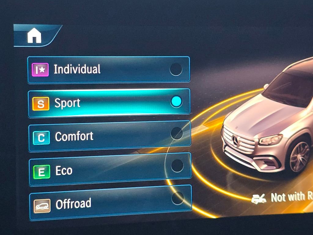 New 2026 Mercedes-Benz GLS 450 4MATIC image 33