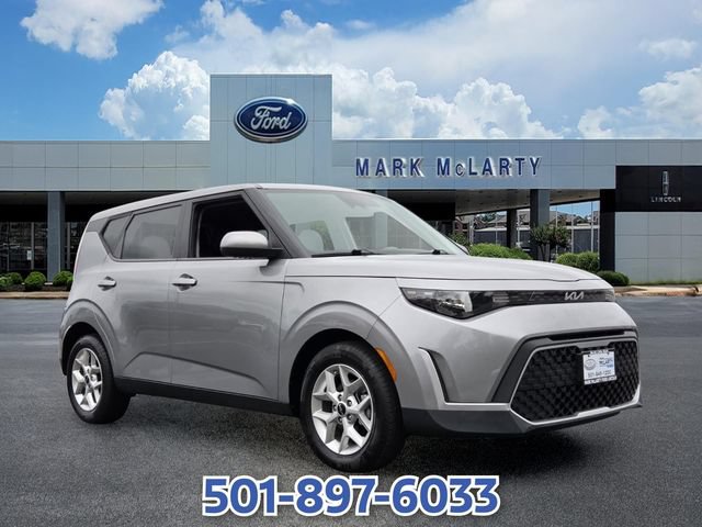 Used 2023 Kia Soul LX w/ LX Technology Package FWD image 7