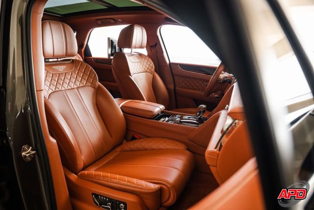 Used 2017 Bentley Bentayga image 87