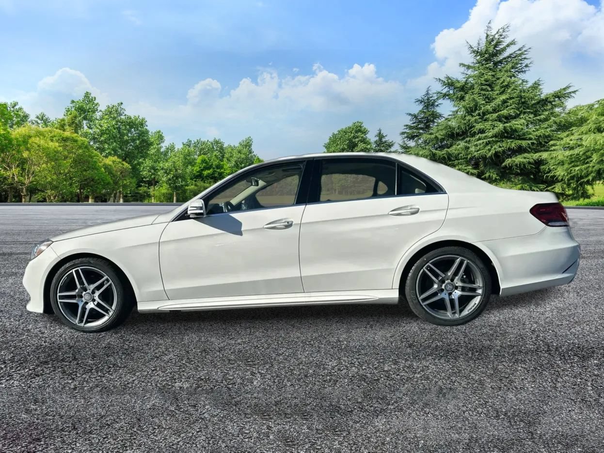 Used 2015 Mercedes-Benz E 350 4MATIC Sedan image 6