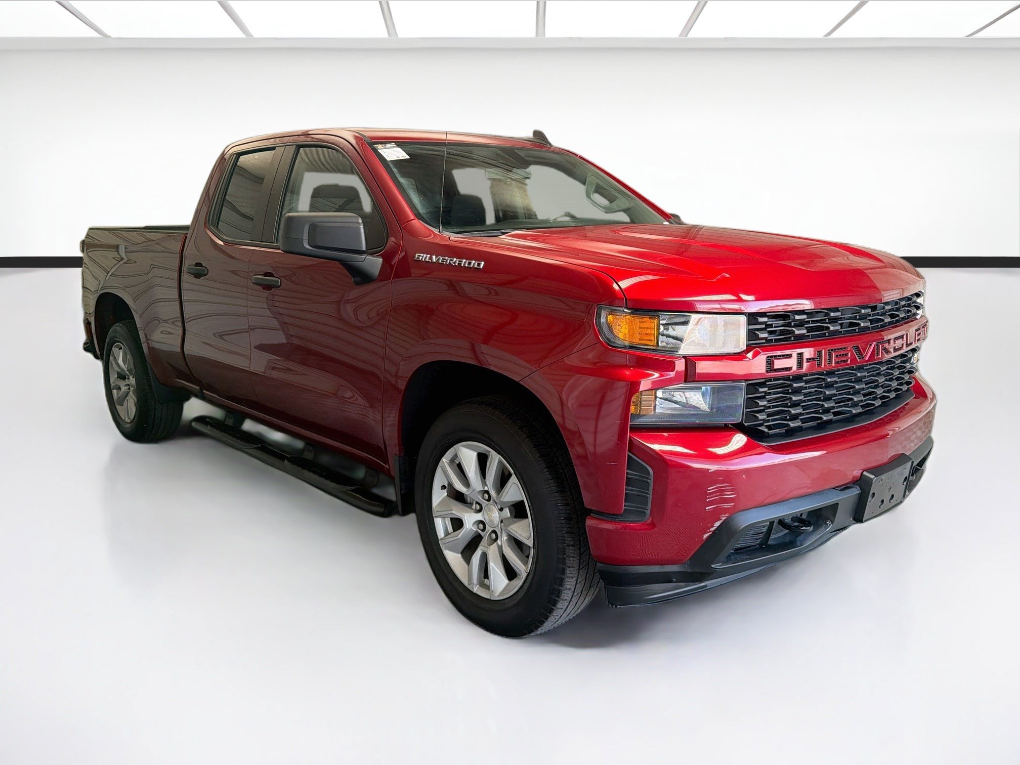 Used 2022 Chevrolet Silverado 1500 Custom RWD image 3