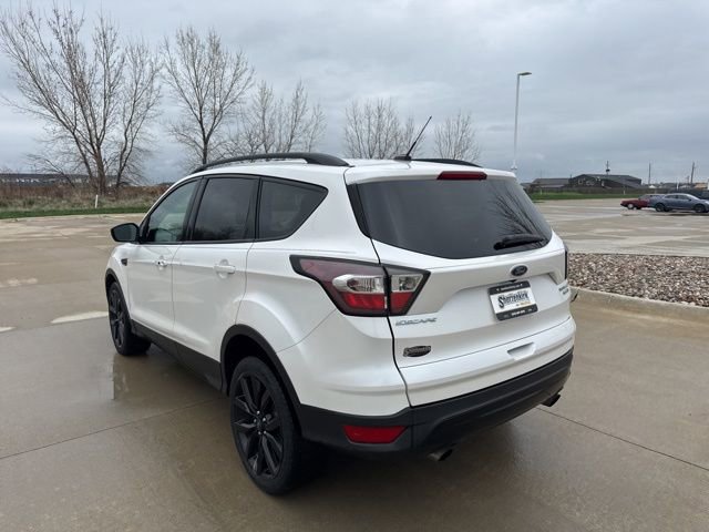 Used 2017 Ford Escape Titanium AWD/4WD image 5