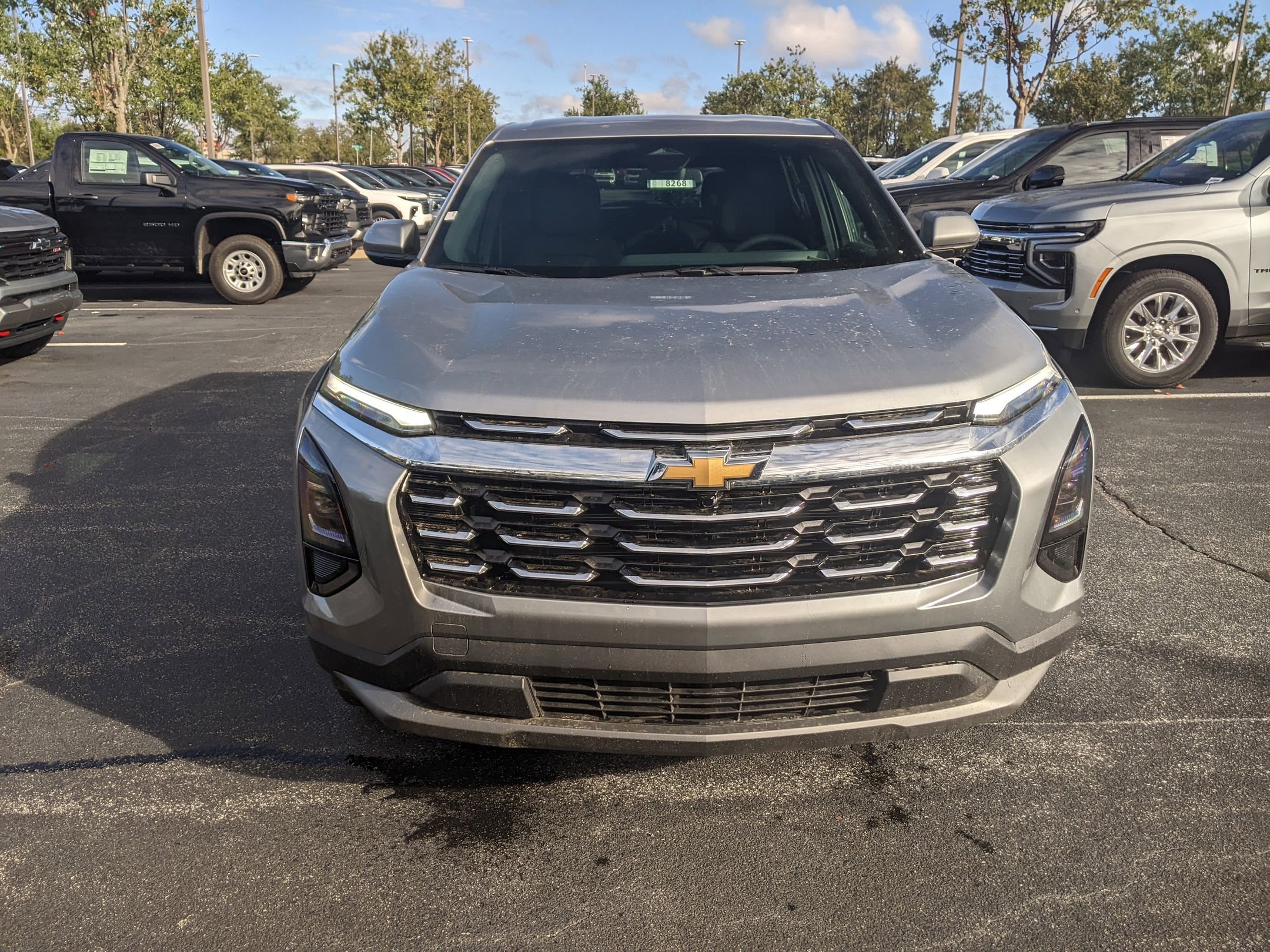 New 2026 Chevrolet Equinox LT image 2