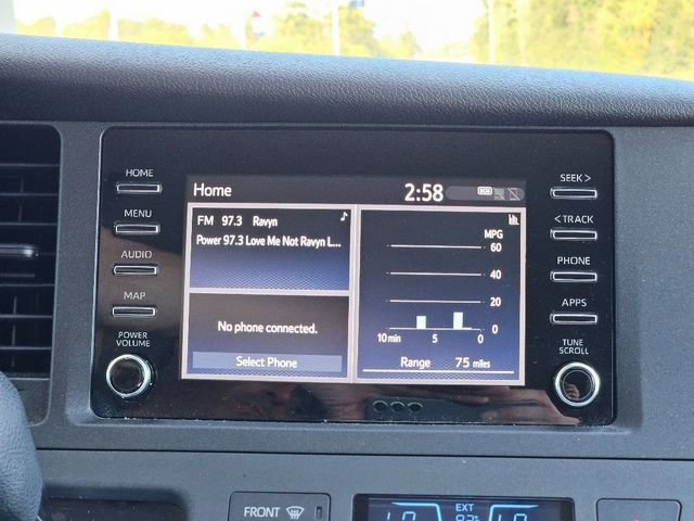 Used 2020 Toyota Sienna L image 22