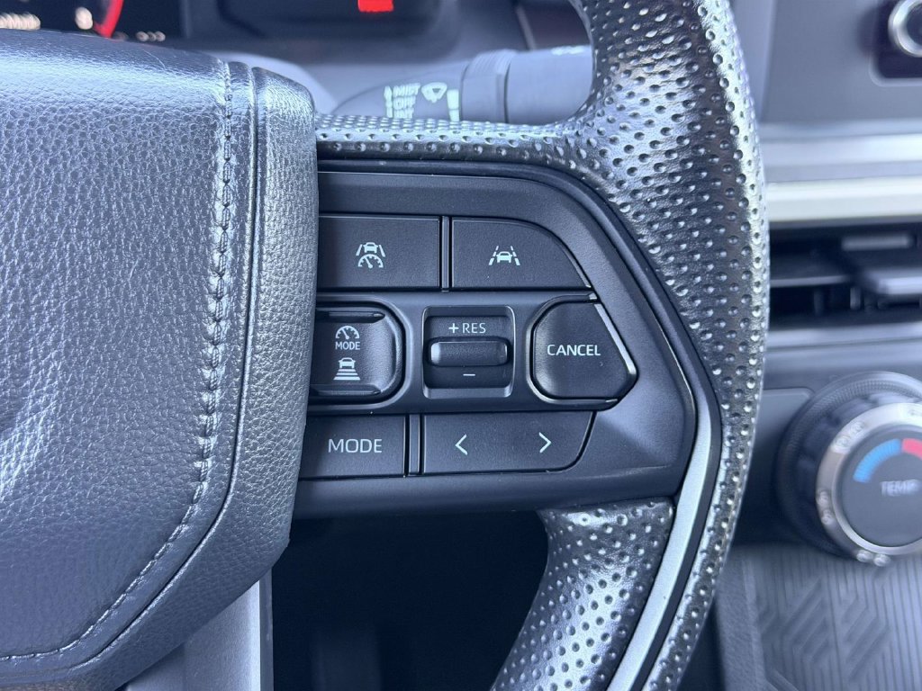 Certified 2025 Toyota Tacoma SR5 AWD/4WD image 7