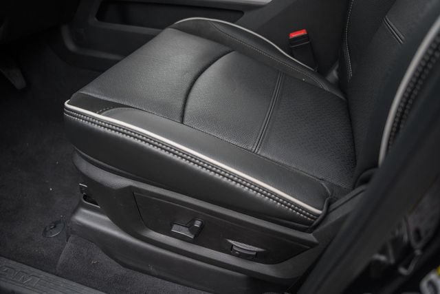 New 2026 RAM 3500 Laramie AWD/4WD image 46
