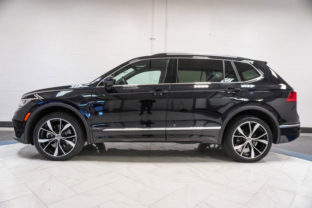 Used 2022 Volkswagen Tiguan SEL R-Line AWD/4WD image 33