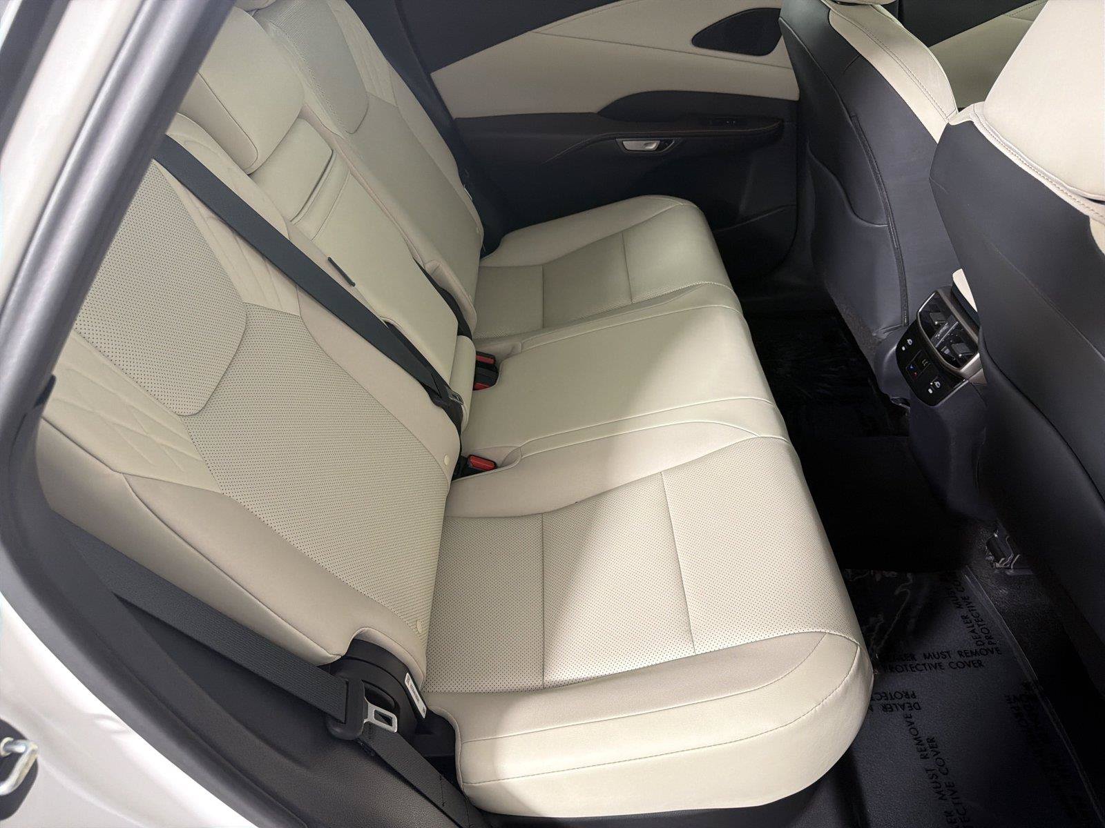 Used 2024 Lexus RX 350 FWD w/ Technology Package image 14
